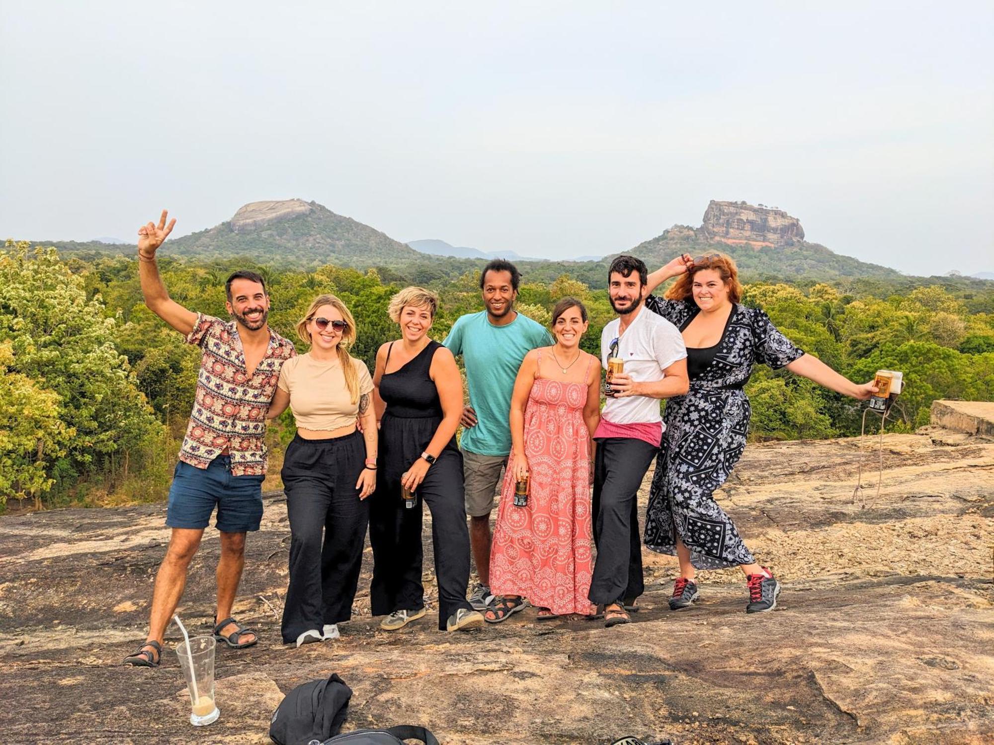 Choona Lodge 'View Of Sigiriya & Pidurangala With Sunrise' Exteriör bild